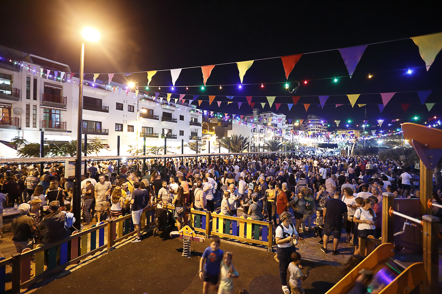 Noche en el muelle