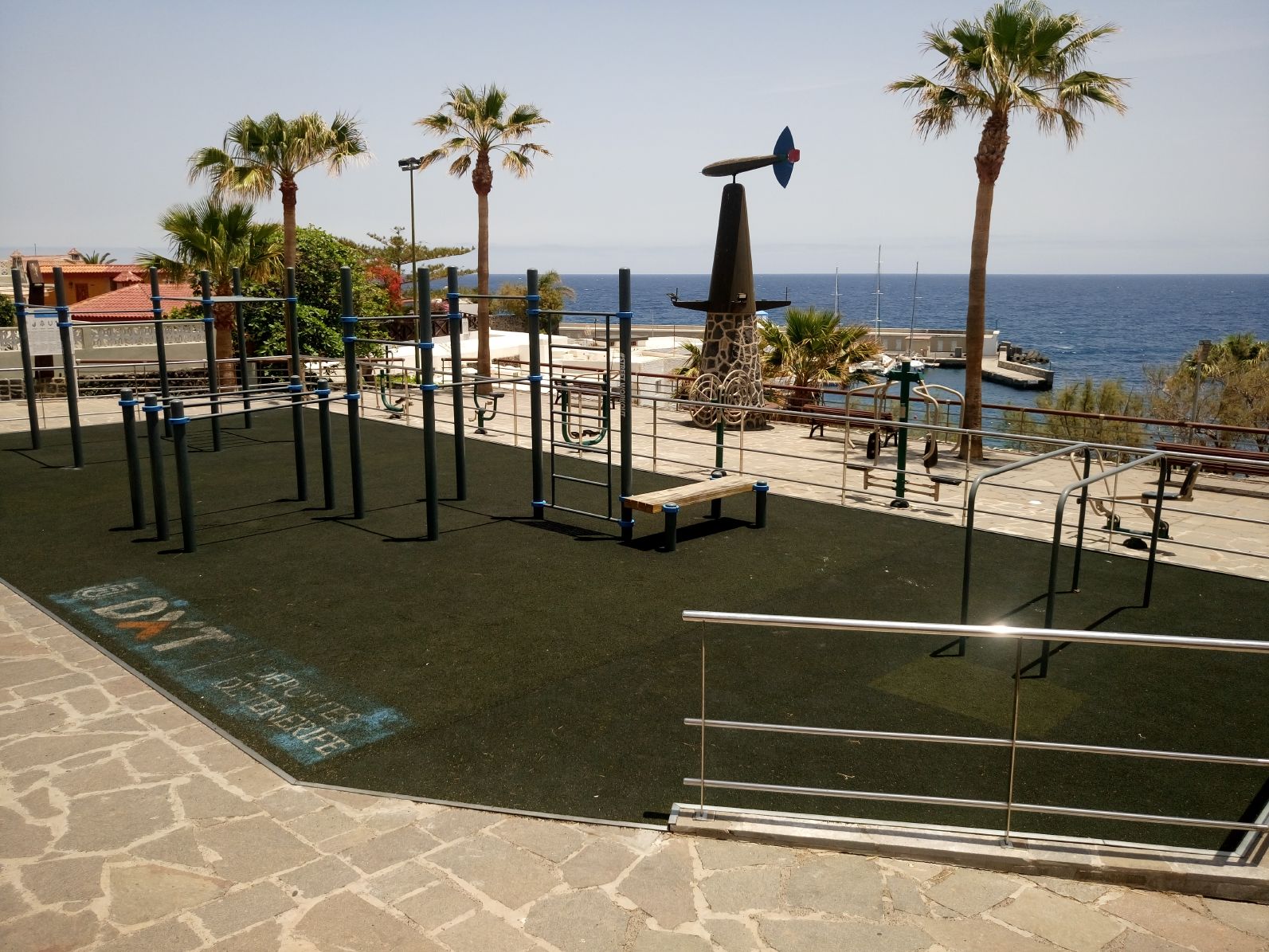 Gimnasio Urbano y Parque de Calistenia (La Hornilla)